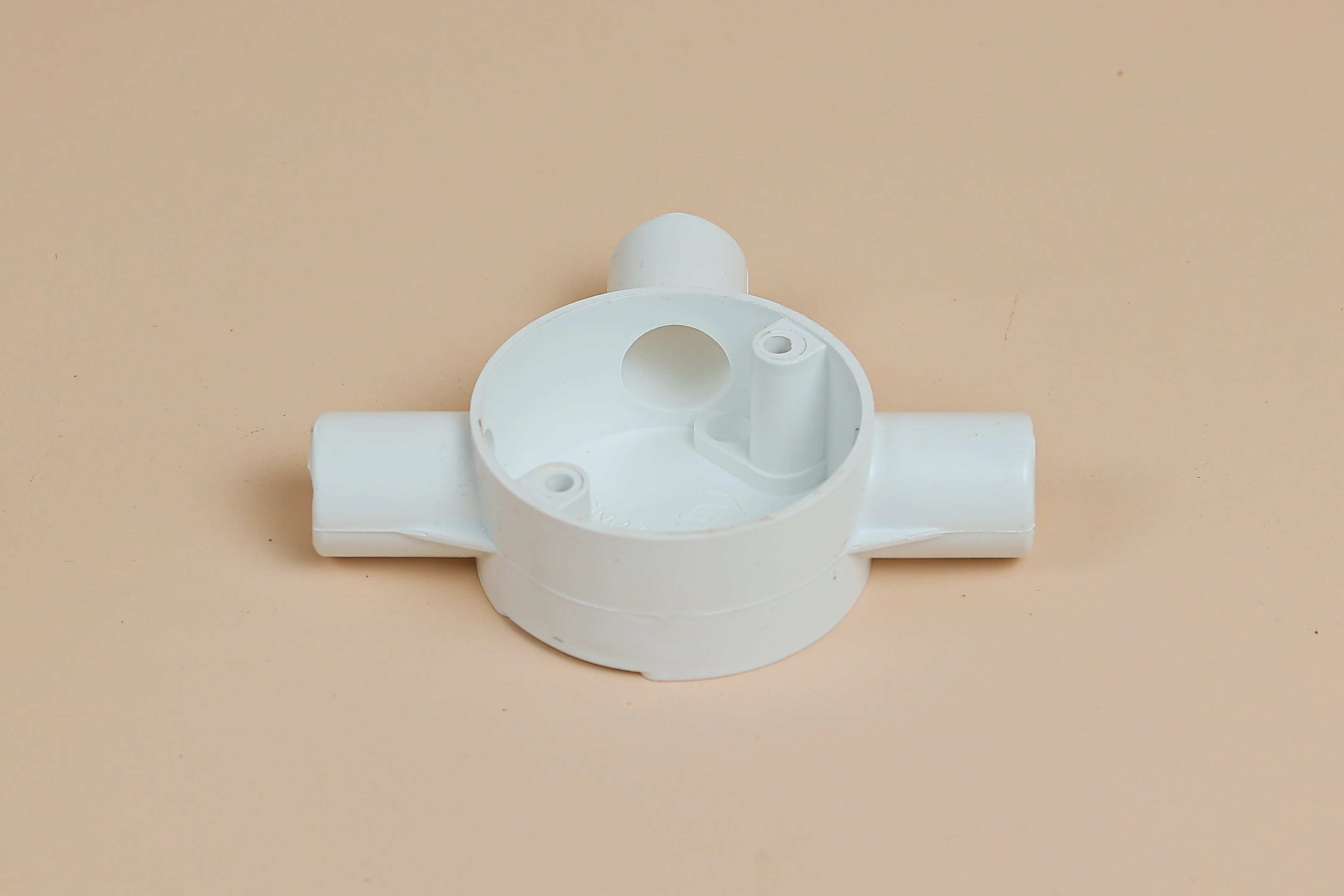 بواط ثلاثي UPVC
